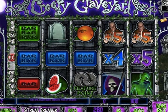 Creepy Graveyard spillemaskine fra spillehallen.dk