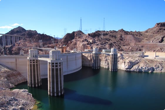 Hoover Dam ved grænsen mellem Arizona og Nevada