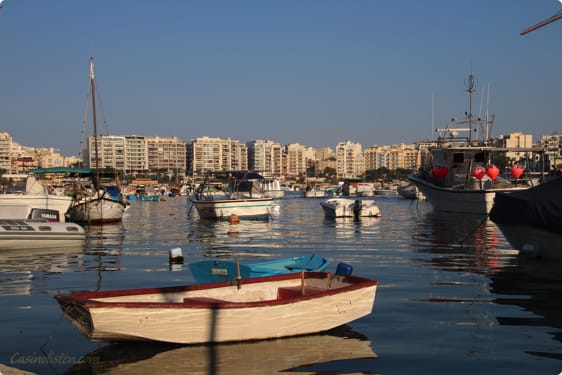 Spinola Bay på Malta